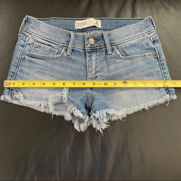Abercrombie Light Wash Low Rise Denim Shorts - Picture 8 of 10